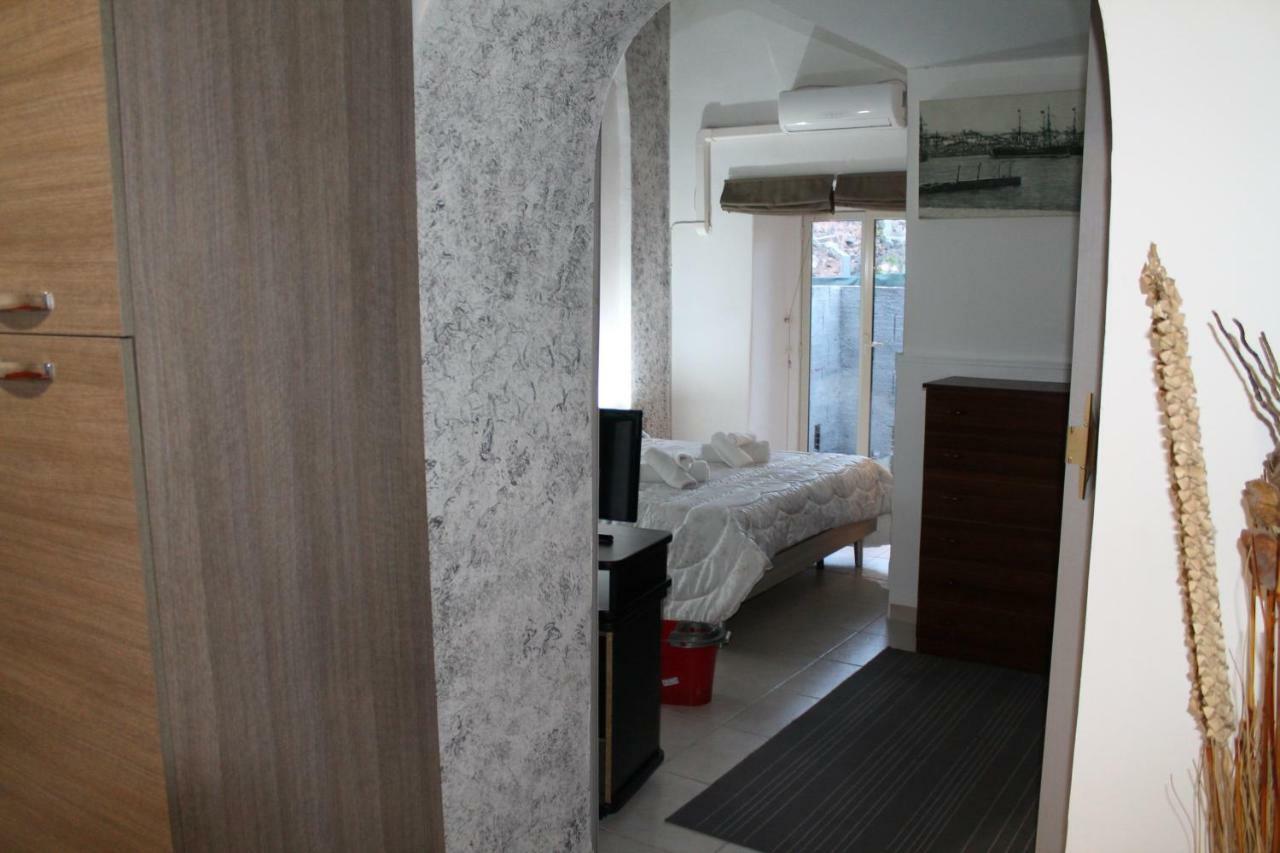 Home Greco Катания Экстерьер фото